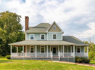 60 Southdown Dr, Bristol, CT 06010