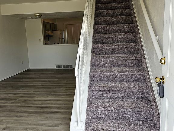3rd image of 1900 N Salem Ave #1902