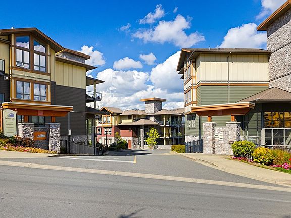 2nd image of 3210 Jacklin Rd #106