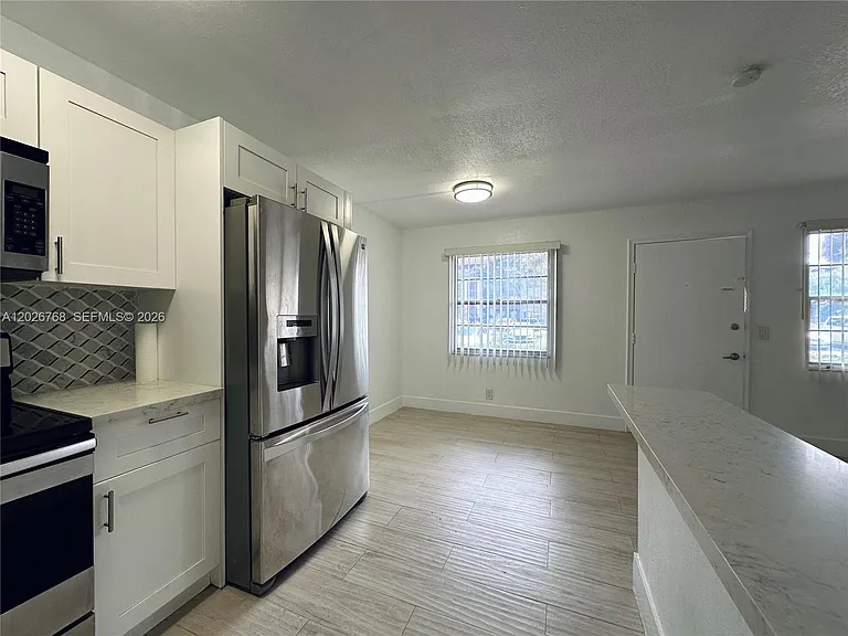 850 SW 133rd Ter #105B — Photo 2