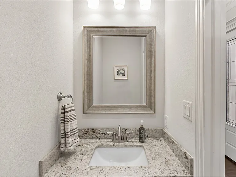 15621 Long Creek Ln — Photo 25