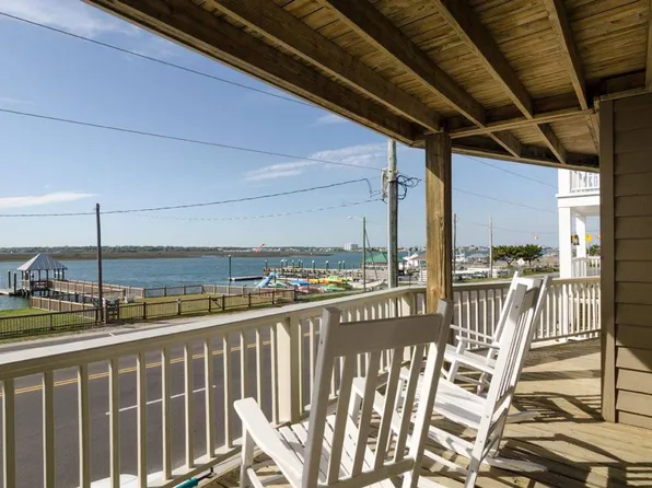 608 Waynick Blvd, Wrightsville Beach, NC 28480