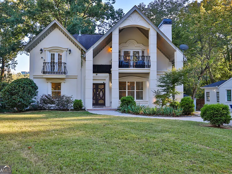 50 Lakeland Dr NW — Photo 1