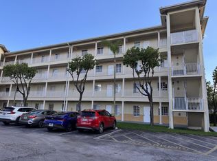 6940 NW 179th St #1087, Hialeah, FL 33015