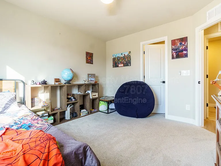 10477 Luneth Dr — Photo 18