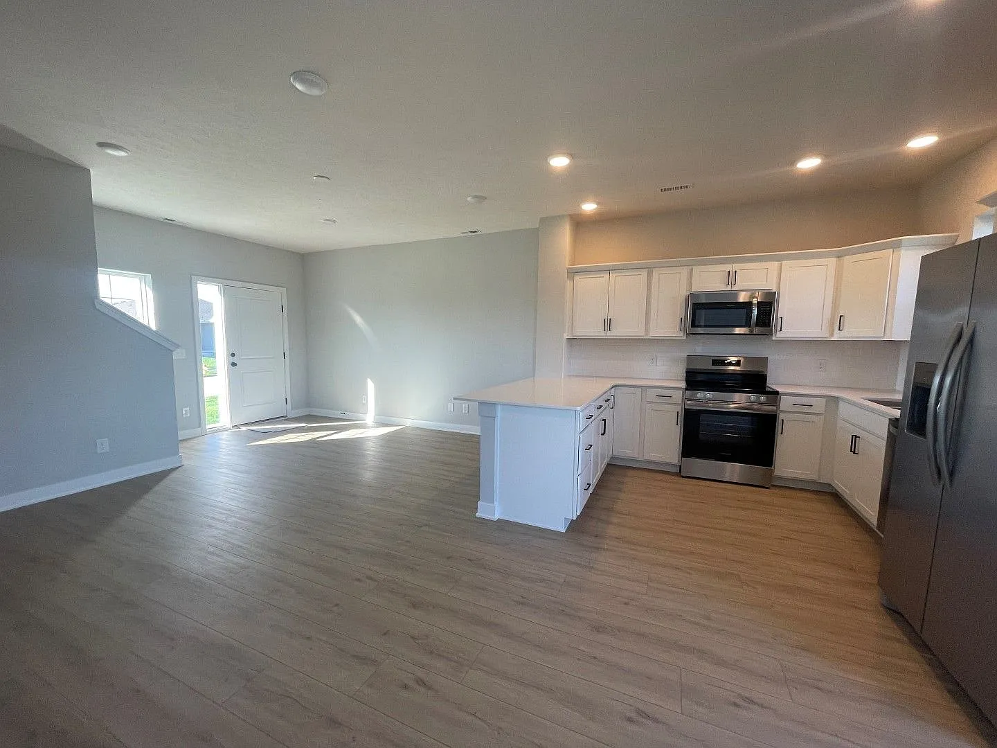 Townhome Available in Bellevue — Photo 4
