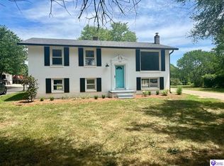 1101 N 3rd St, Bardstown, KY 40004