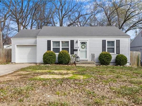 8533 Wornall Rd, Kansas City, MO 64114