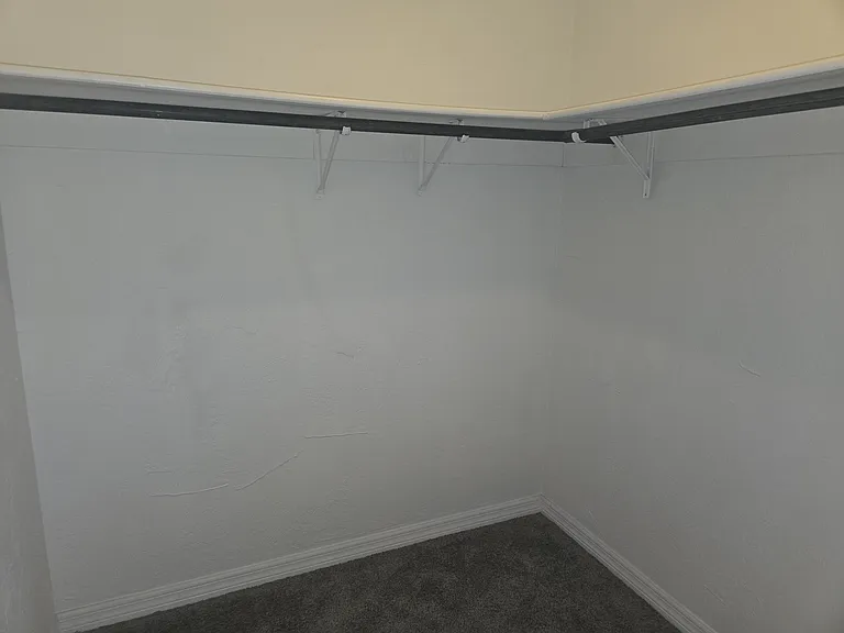 155 S Court St — Photo 19