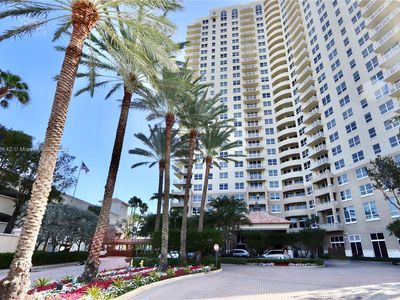 19501 W Country Club Dr APT 2510, Aventura, FL, 33180