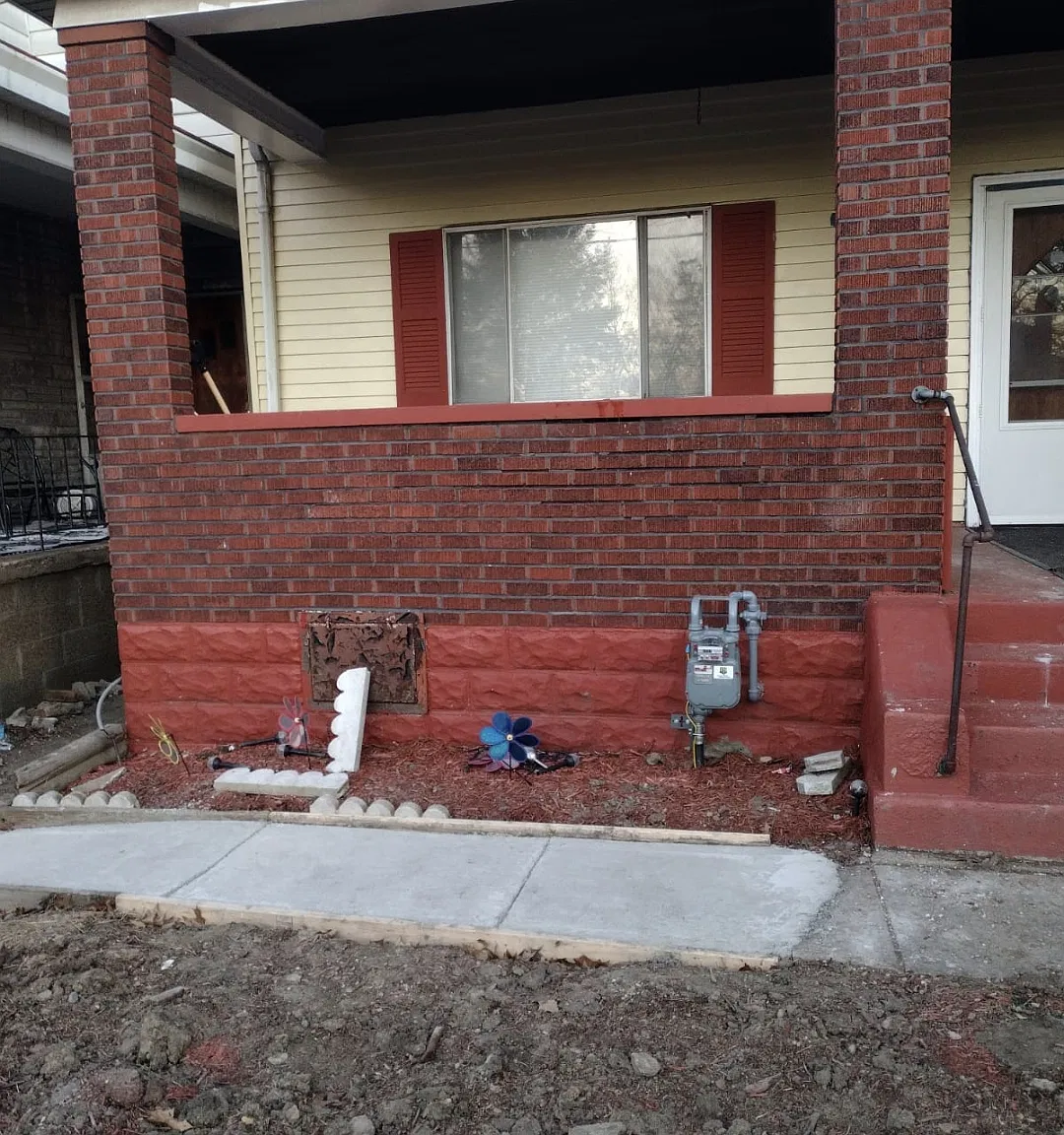 4 bed, 1.5 bath, 1980 sqft, $1,500 — Photo 1
