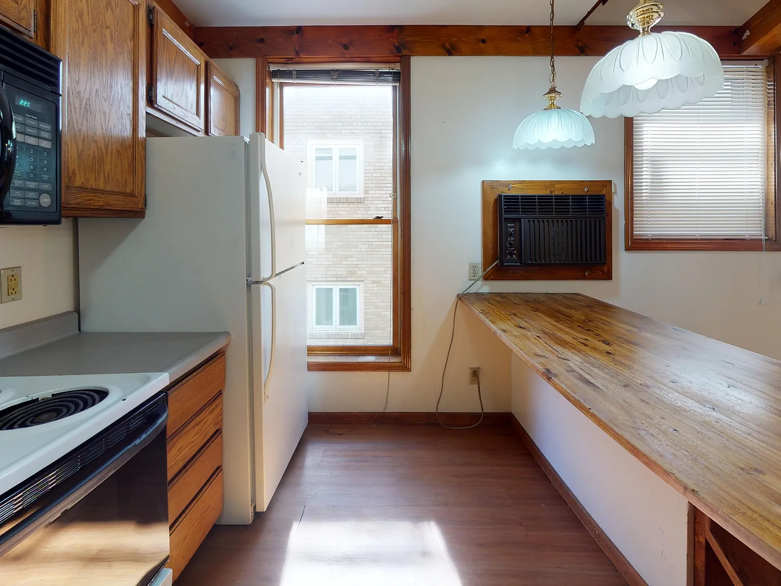7 East Gilman Street - 2 — Photo 3