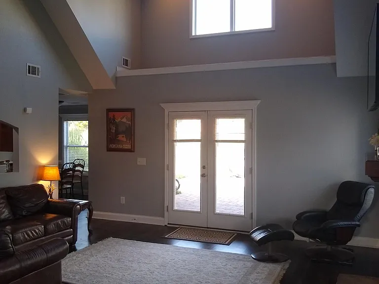 25 Hillside Ct — Photo 6