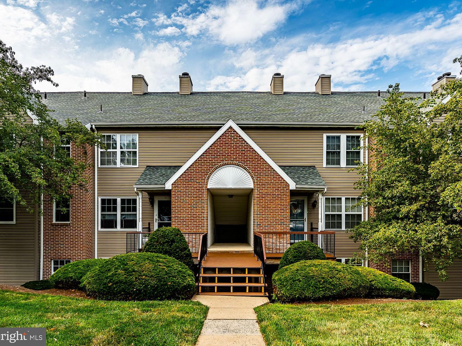 704 Christopher Dr, Wyomissing, PA 19610 Zillow