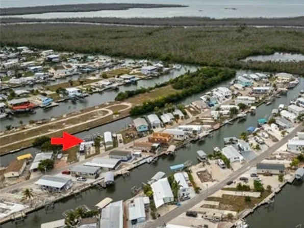 3783 Cherry Ln, Saint James City, FL 33956