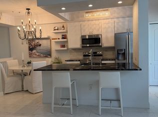 11019 Legacy Ln, Palm Beach Gardens, FL 33410