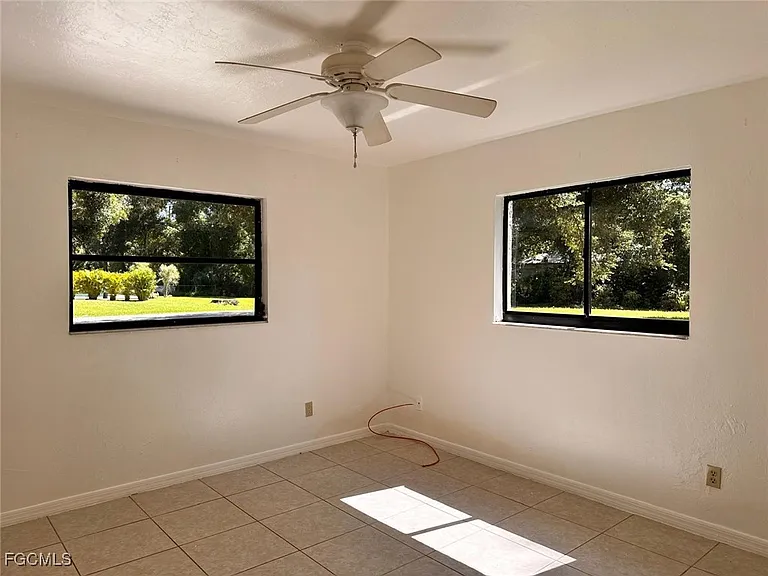 16363 Teresa Ln — Photo 10