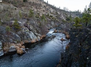 13900 Upper Applegate Rd, Jacksonville, OR 97530