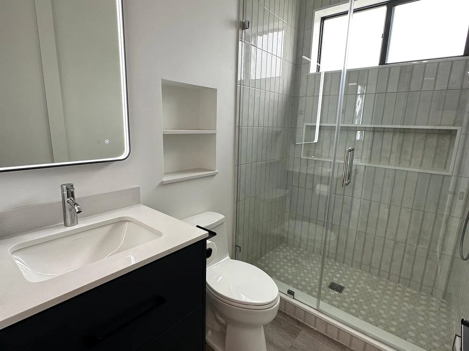 6645 Quakertown Ave — Photo 4