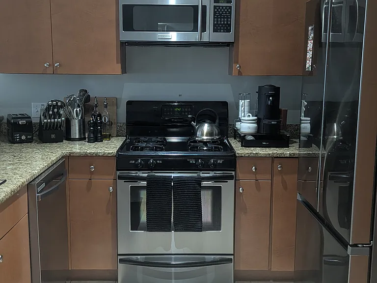 1209 N Charles St #409 — Photo 8