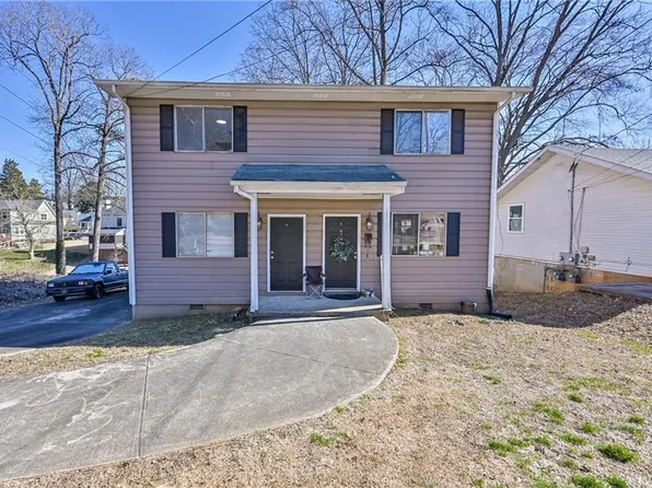 955 Tilden St NW, Atlanta, GA 30318