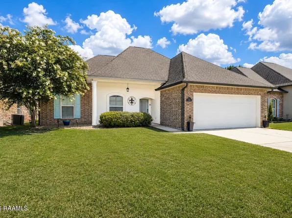 217 Lexi Falls Ln, Broussard, LA 70518