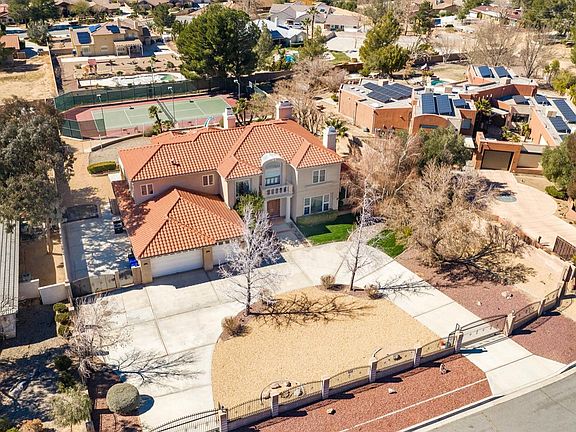 5th image of 12950 La Cresta Dr