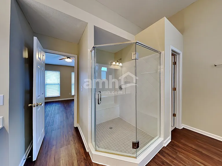 338 Calebs Ct — Photo 14