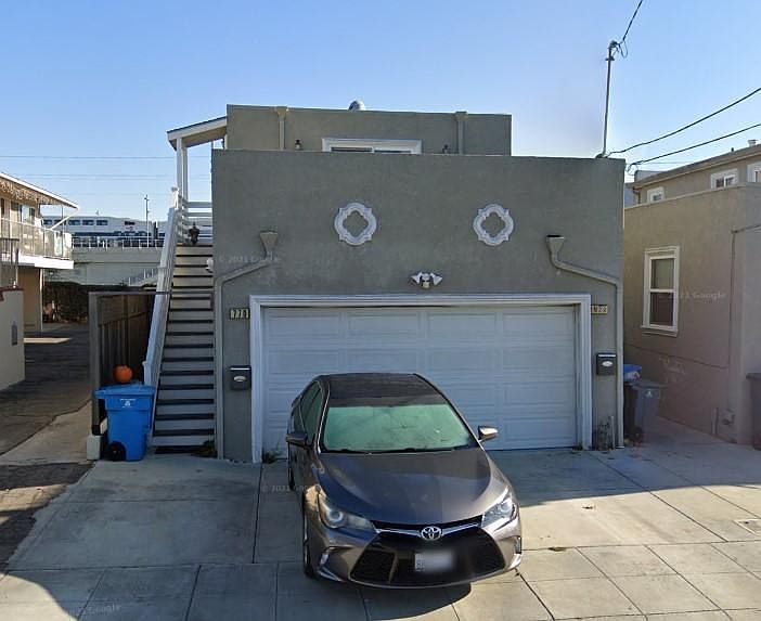 1st image of 768 Mills Ave