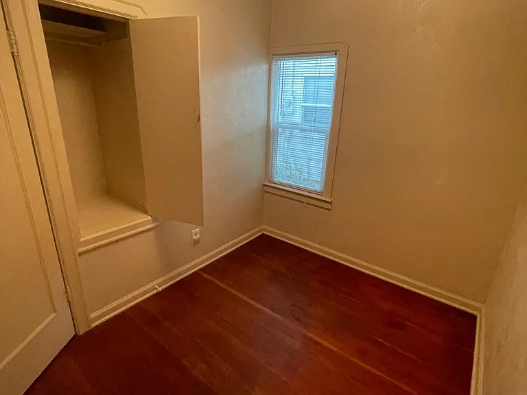 717 Cottage St NE — Photo 11