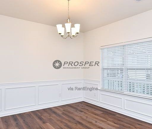 3rd image of 248 Elmhaven Dr