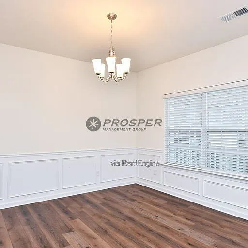 248 Elmhaven Dr — Photo 3