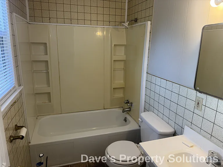 440 Buick St — Photo 14