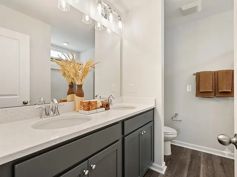 7 Whispering Oaks Cir — Photo 18