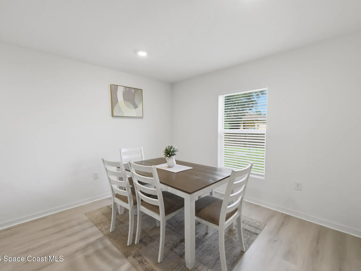3 bed, 2.0 bath, 1454 sqft, $2,250 — Photo 4