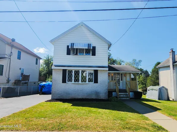 29 Washington St, Moosic, PA 18507