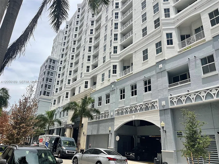 255 Evernia St #616 — Photo 44