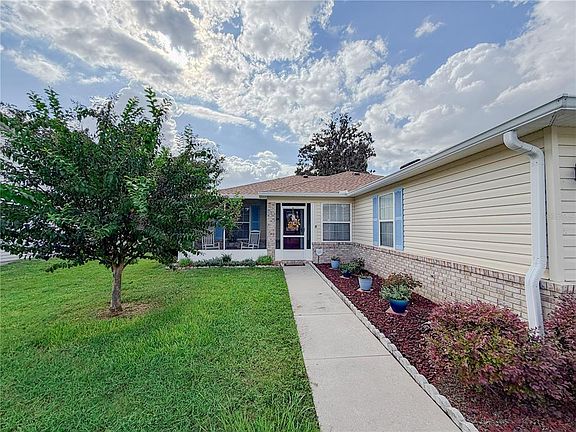 2nd image of 437 SE ROSEWOOD CIRCLE