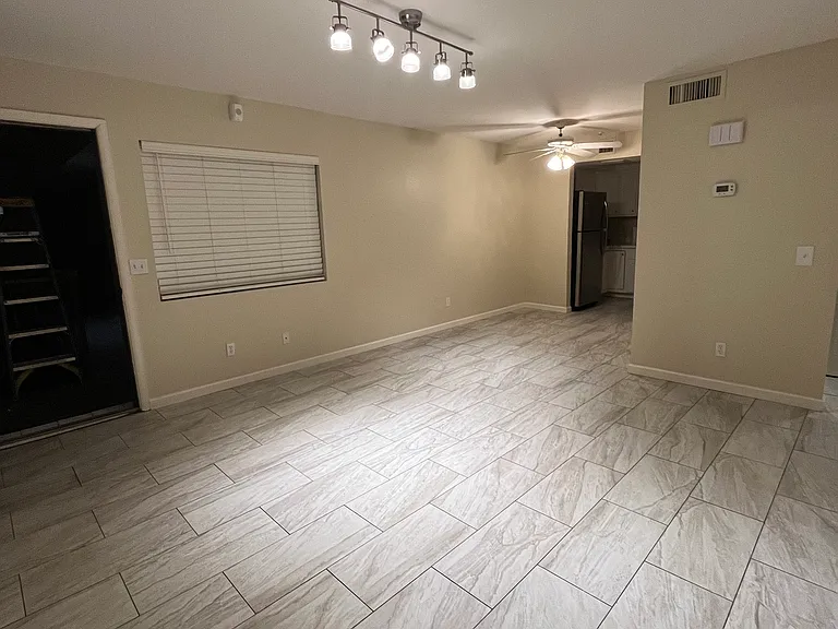 17 E Ruth Ave #302 — Photo 19