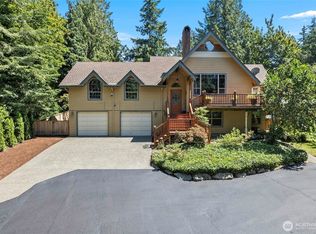17413 Blodgett Rd, Mount Vernon, WA 98274