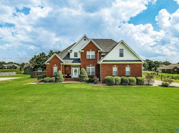 507 Smalley Dr SE, Arab, AL 35016
