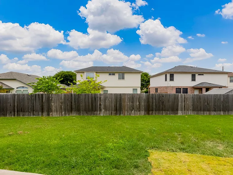 4411 Causeway Ct — Photo 27
