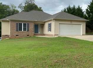 719 Williamsdale Rd, Graham, NC 27253