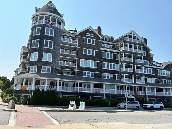 53 Conanicus Ave APT 5C, Jamestown, RI 02835