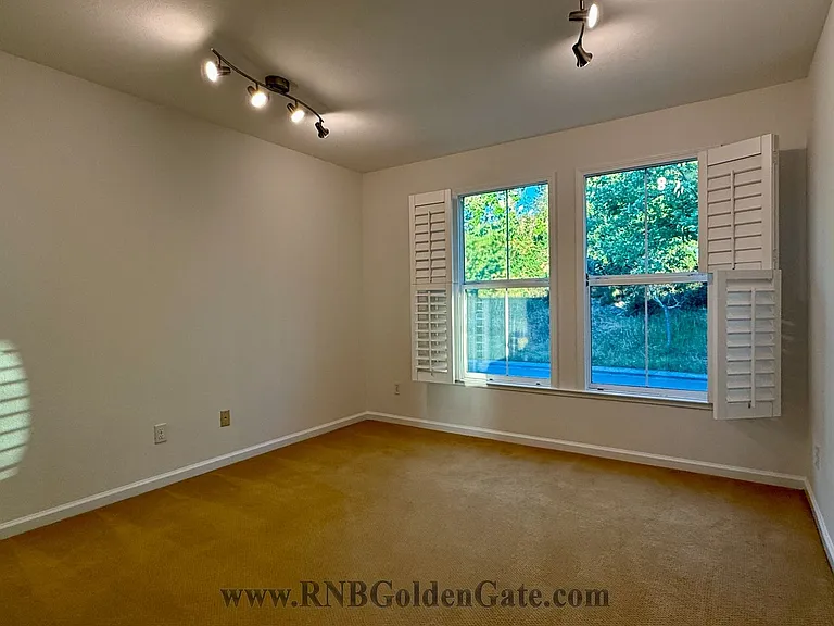 42 Arnold Dr — Photo 14