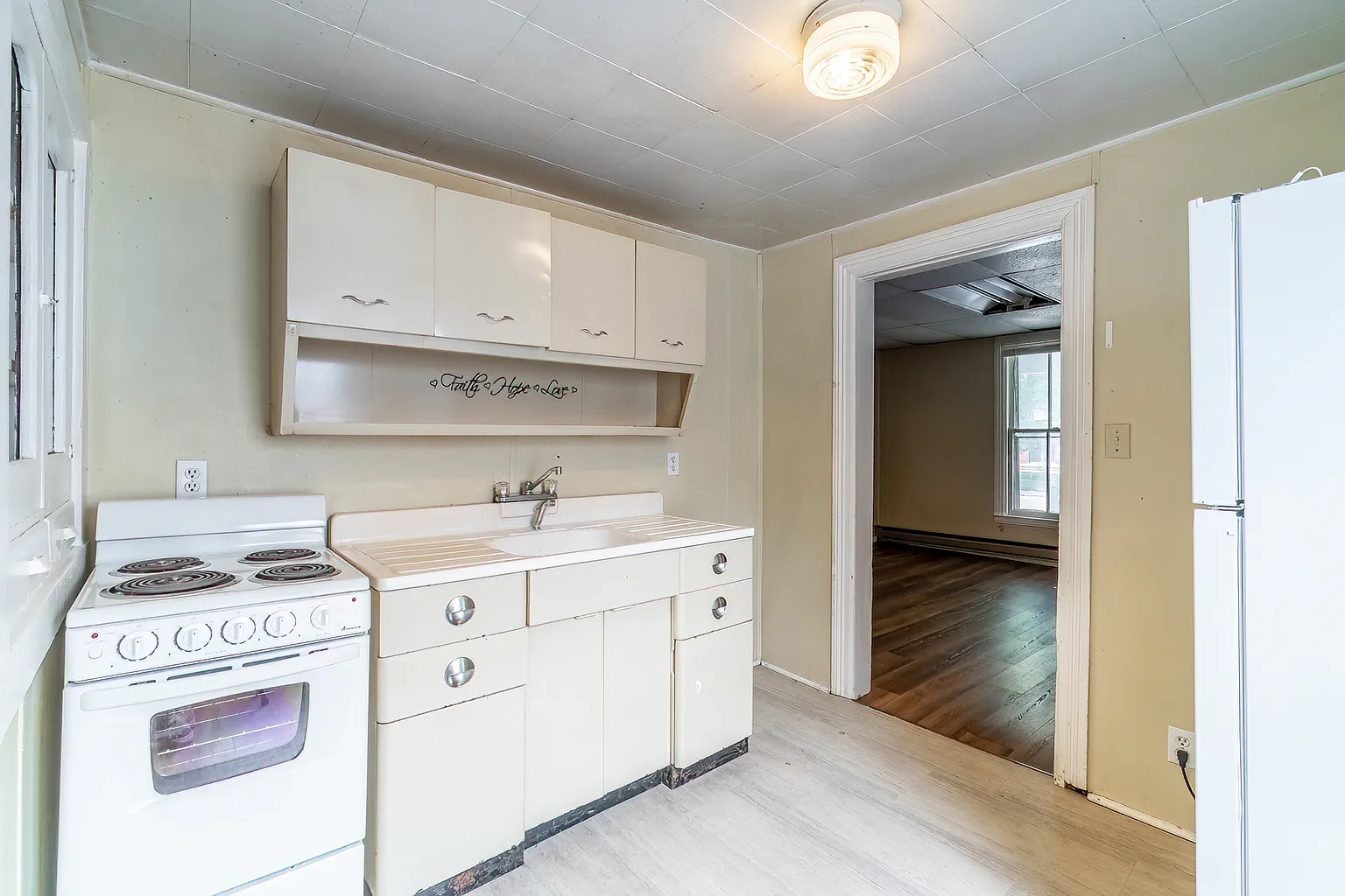 220 E Van Buren St #2 photo 1