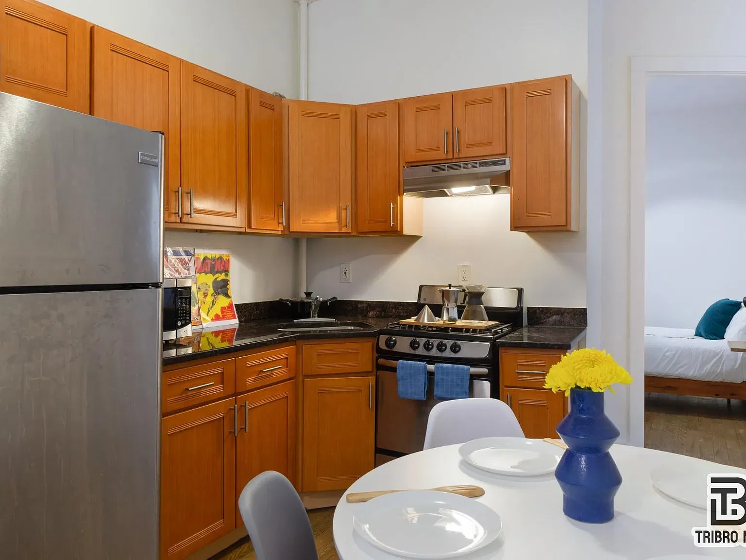 1681 Lexington Avenue — Photo 2