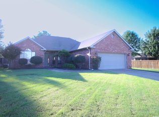 116 Sancerre Dr, Maumelle, AR 72113