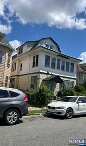411-413 E 31st St, Paterson, NJ, 07504
