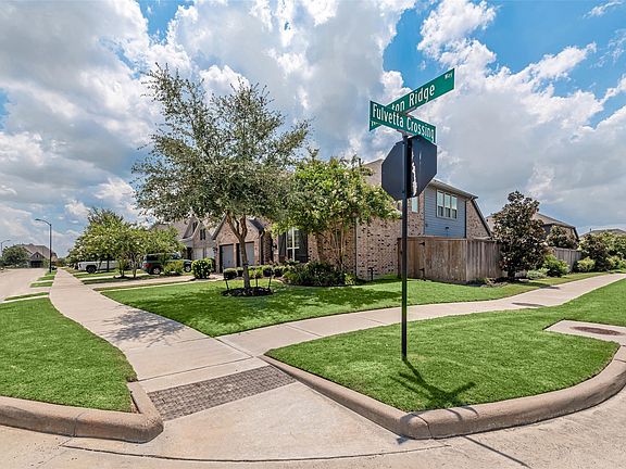 2nd image of 23635 Kingston Ridge Way